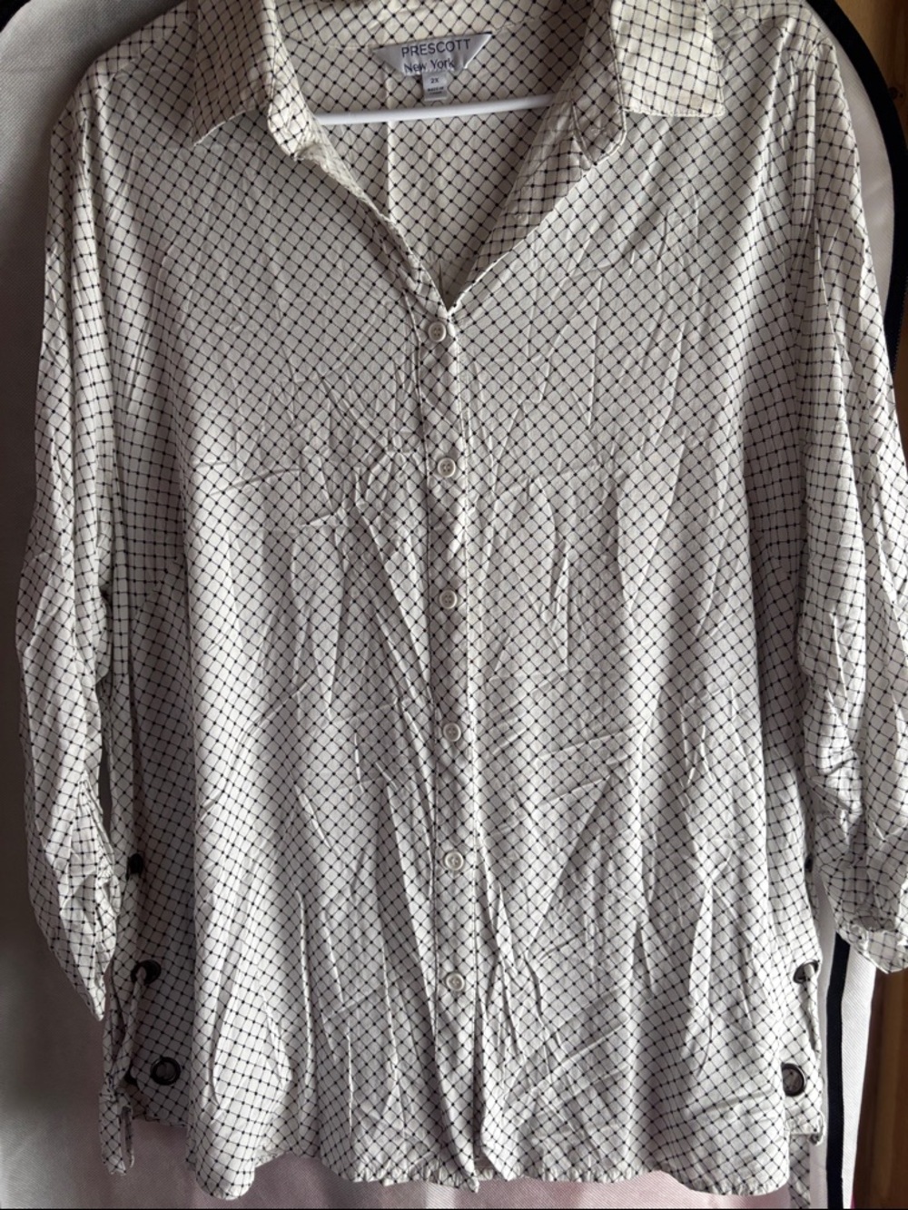 Prescott New York White Grid Button-Front Blouse